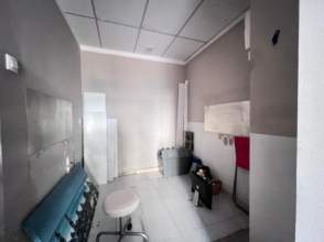 Alquiler de local comercial en Girona Capital de 2ª mano - 9216