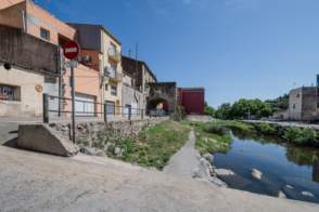 Casa en venta en La Jonquera de 2ª mano - 9256