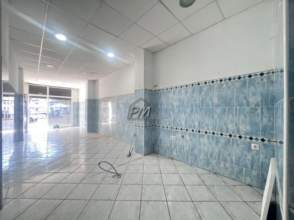 LOCAL VENTA EN PLAZA CATALUNYA A SALT de 2ª mano - 9431