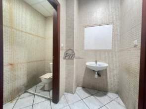 LOCAL VENTA EN PLAZA CATALUNYA A SALT de 2ª mano - 9431