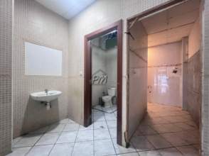 LOCAL VENTA EN PLAZA CATALUNYA A SALT de 2ª mano - 9431