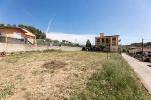 Venta de solar en Sant Julià de Ramis-Montagut de 2ª mano - 9266