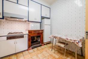 Venta de chalet unifamiliar en Salt de 2ª mano - 9316