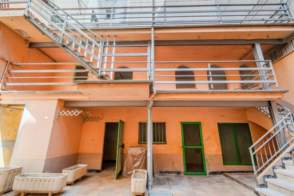 Venta de chalet unifamiliar en Salt de 2ª mano - 9316