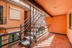Venta de chalet unifamiliar en Salt de 2ª mano - 9316