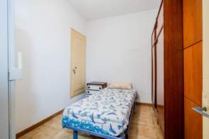 Venta de chalet unifamiliar en Salt de 2ª mano - 9316