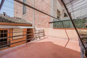 Venta de chalet unifamiliar en Salt de 2ª mano - 9316