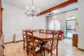 Venta de chalet unifamiliar en Salt de 2ª mano - 9316