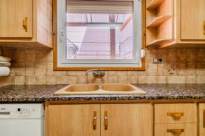 Venta de chalet unifamiliar en Salt de 2ª mano - 9316