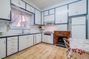 Venta de chalet unifamiliar en Salt de 2ª mano - 9316