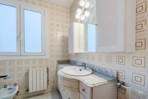 Venta de chalet unifamiliar en Salt de 2ª mano - 9316