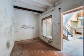 Venta de chalet unifamiliar en Salt de 2ª mano - 9316