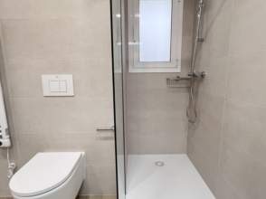 Alquiler de piso Contrato Temporal- VIVIENDA NO HABITUAL en Girona Capital de 2ª mano - 9326