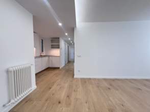 Alquiler de piso Contrato Temporal- VIVIENDA NO HABITUAL en Girona Capital de 2ª mano - 9326