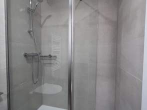 Alquiler de piso Contrato Temporal- VIVIENDA NO HABITUAL en Girona Capital de 2ª mano - 9326