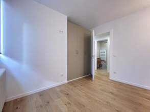 Alquiler de piso Contrato Temporal- VIVIENDA NO HABITUAL en Girona Capital de 2ª mano - 9326
