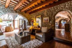 Venda de masia a Esponellà de 2ª mà - 9407