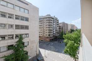 Venta de un piso en Girona Capital