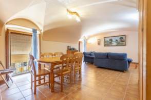 Venta de chalet en Cervià de Ter de 2ª mano - 9456