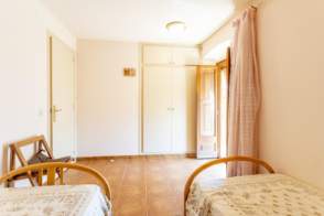 Venta de chalet en Cervià de Ter de 2ª mano - 9456