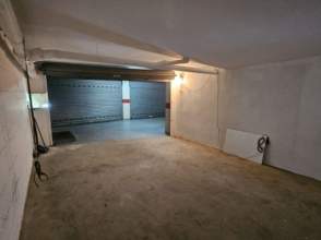 APARCAMENT TANCAT PER A 2 COTXES ZONA MIGDIA-QUIMICS de 2ª mà - 9472