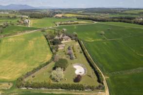 Venta de una villa en Cornellà del Terri de 2ª mano - 9531