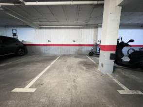 PLAZA DE PARQUING EN ALQUILER PARQA VEHICULO MEDIANO O DOS MOTOS