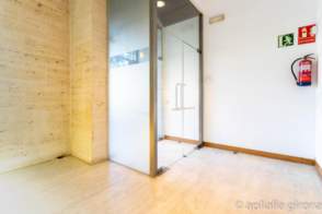 Venta de local comercial en Girona Capital de 2ª mano - 9556