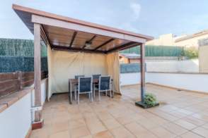 Pis en venda en Cassà de la Selva de 2ª mà - 9572