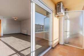 Venta de piso en Riudellots de la Selva de 2ª mano - 9596