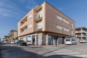 Venta de piso en Riudellots de la Selva