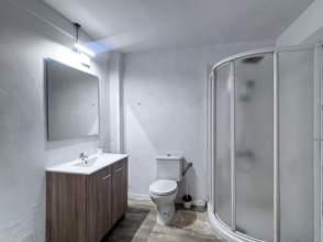 Nave comercial en lloguer en Vilablareix de 2ª mà - 9642