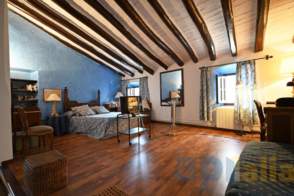 Venta de una encantadora villa campestre en Bellcaire d'Empordà de 2ª mano - 9601