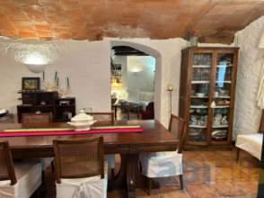 Venta de una encantadora villa campestre en Bellcaire d'Empordà de 2ª mano - 9601