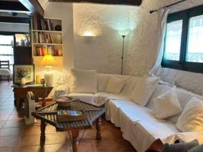 Venta de una encantadora villa campestre en Bellcaire d'Empordà de 2ª mano - 9601