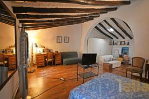 Venta de una encantadora villa campestre en Bellcaire d'Empordà de 2ª mano - 9601