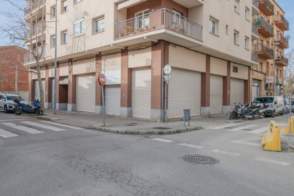 Alquiler de local en zona Sant Narcís de 2ª mano - 9621