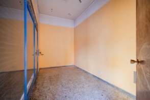 Alquiler de local en zona Sant Narcís de 2ª mano - 9621