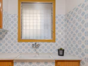 Venda de pis a Salt de 2ª mà - 9637