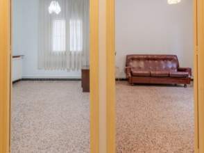 Venda de pis a Salt de 2ª mà - 9637