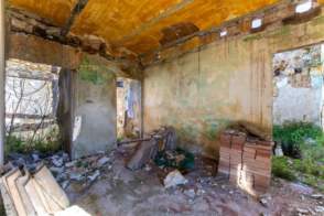 Venda de Masia a Esponellà de 2ª mà - 9702