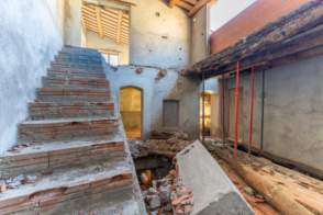 Venda de Masia a Esponellà de 2ª mà - 9702