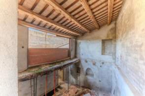 Venda de Masia a Esponellà de 2ª mà - 9702