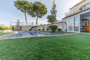 Venda d'una espectacular vila a Pals de 2ª mà - 9757