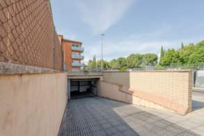 Venta de piso amplio y adaptado en Salt, La Massana de 2ª mano - 9836