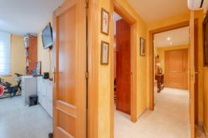 Venta de piso amplio y adaptado en Salt, La Massana de 2ª mano - 9836