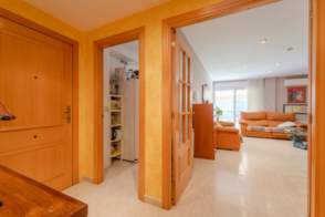 Venta de piso amplio y adaptado en Salt, La Massana de 2ª mano - 9836
