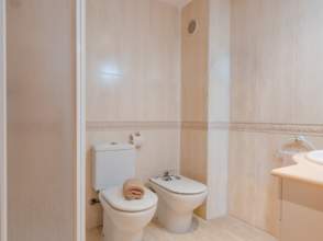 Venta de piso amplio y adaptado en Salt, La Massana de 2ª mano - 9836