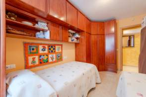 Venta de piso amplio y adaptado en Salt, La Massana de 2ª mano - 9836