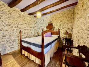 Venta de villa reformada en Fontanilles de 2ª mano - 9801